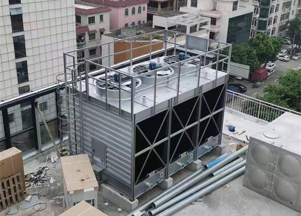 康明節(jié)能空調(diào)的冷卻塔為何大受歡迎？